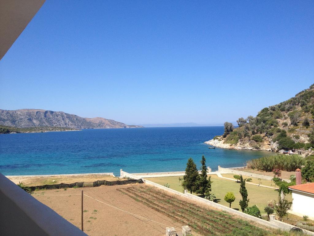 Villa Glyfos Kerveli الغرفة الصورة