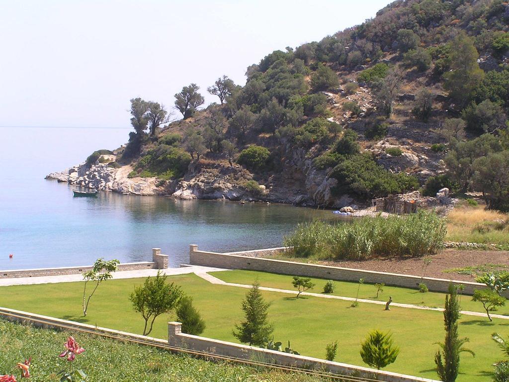 Villa Glyfos Kerveli الغرفة الصورة