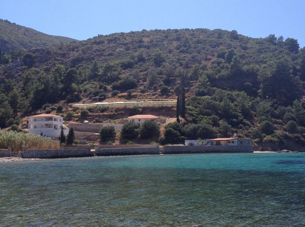 Villa Glyfos Kerveli الغرفة الصورة